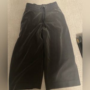 Lululemon softstreme split leg crop